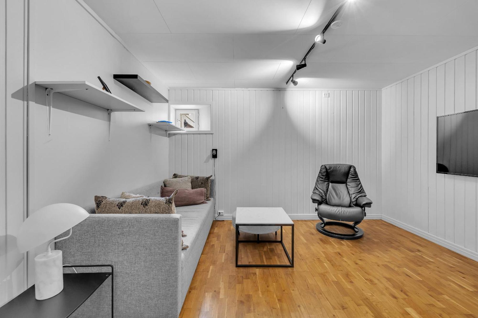 Central Large Modern House With A View 트롬쇠 외부 사진